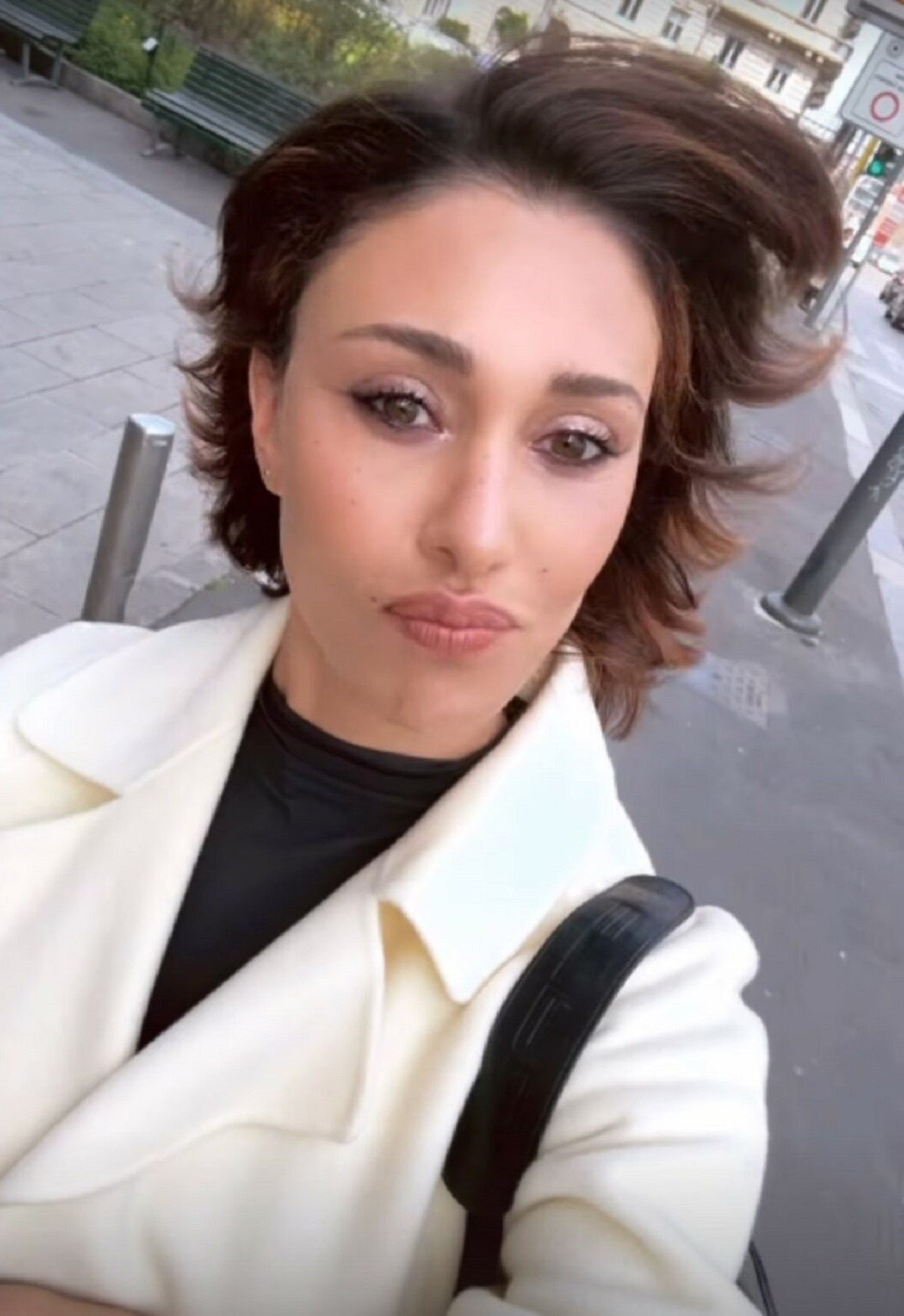Nuovo look Belen Rodriguez nuovo taglio capelli