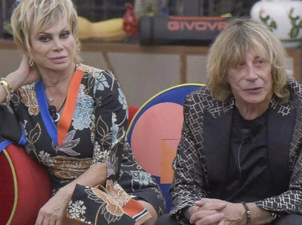 Carmen Russo rompe il silenzio su "Enzo Paolo Turchi gay"