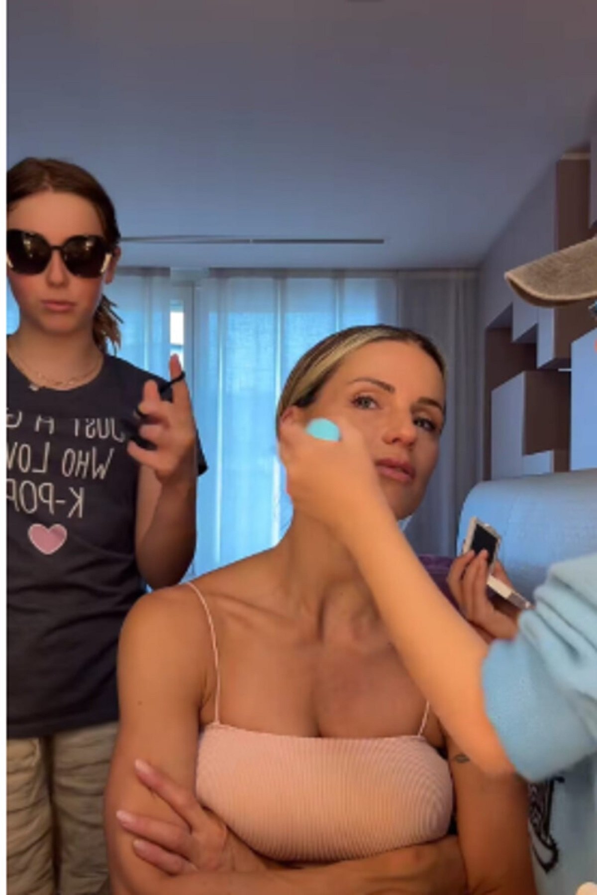 Michelle Hunziker mostra le figlie avute da Tomaso Trussardi video tiktok