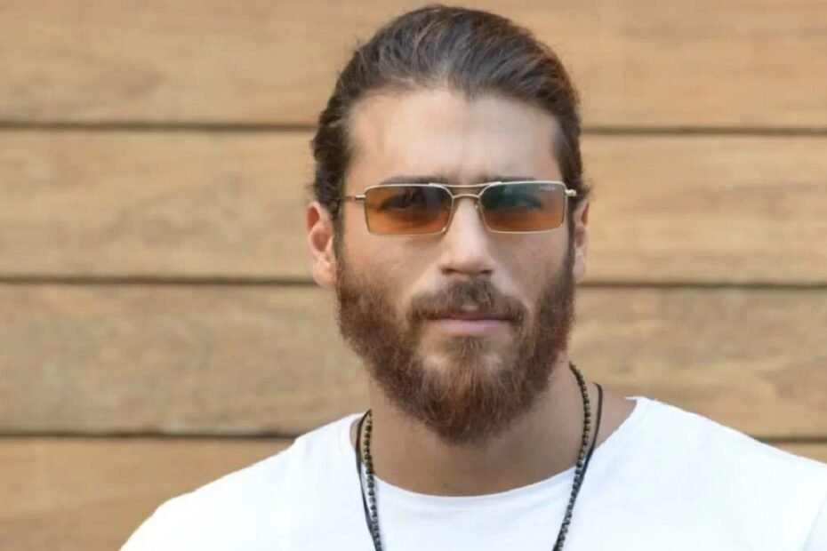 Can Yaman con la giornalista famosa brasiliana gossip coppia